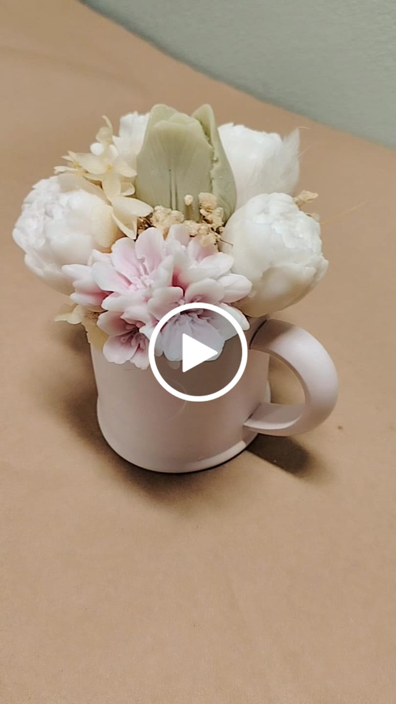 Customer video review of Fragancia BERGAMOTA & SANDALWOOD