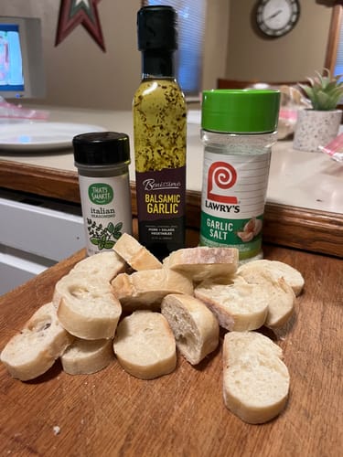 Customer photo review of Balsamic Garlic Oil 8.1 oz