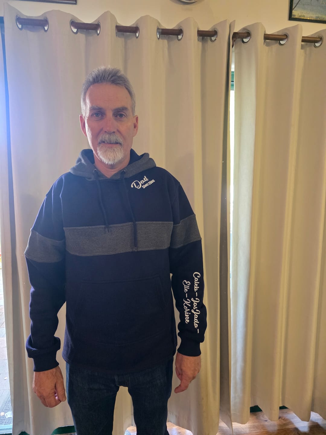 Customer photo review of Dad's Day Gift Box | Hoody & Stubby Holder