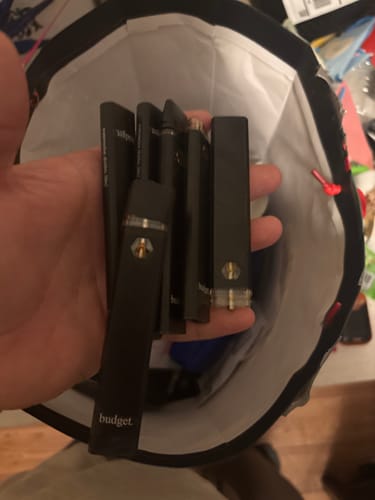 Customer photo review of 1 Gram HHC Vape Pen | Watermelon Zkittles - Indica