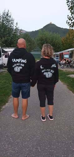 Customer photo review of Nur mit dir links - Rückendruck | Premium Hoodie unisex