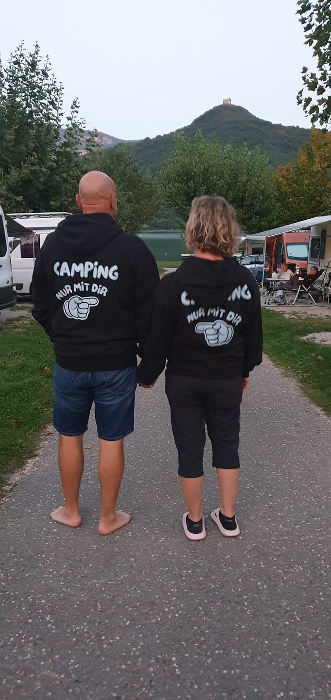 Customer photo review of Nur mit dir links - Rückendruck | Premium Hoodie unisex