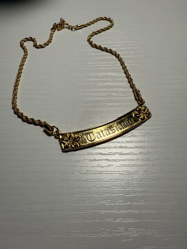 Customer photo review of 10mm Alana Heirloom Personalized Plate Necklace