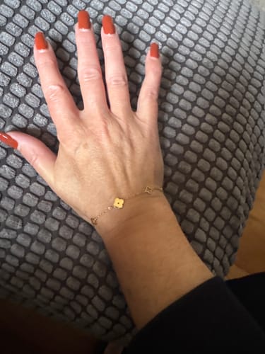 Customer photo review of Multi Clover Bracelet