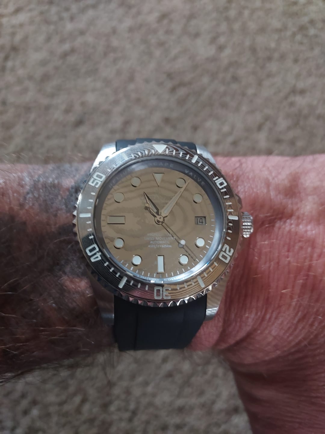 Customer photo review of Oceaneva Mens Deep Marine Explorer II Damascus Steel Dial Watch Rubber