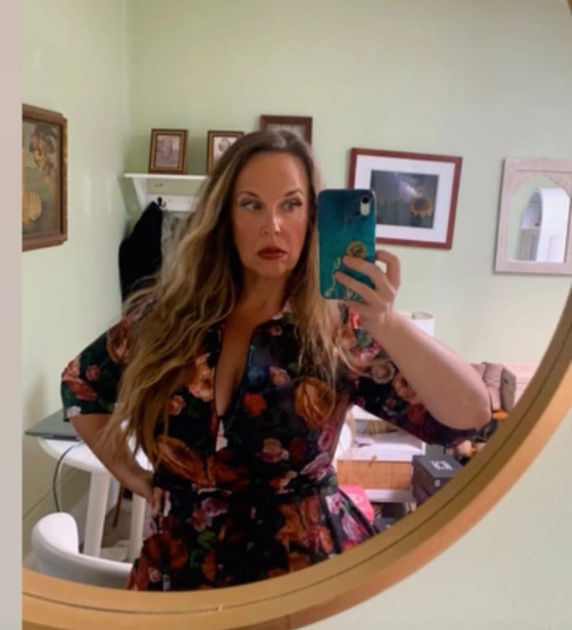 Customer photo review of BACK IN STOCK SEPTEMBER - The 'Zip Pocket' Dress in Old Masters