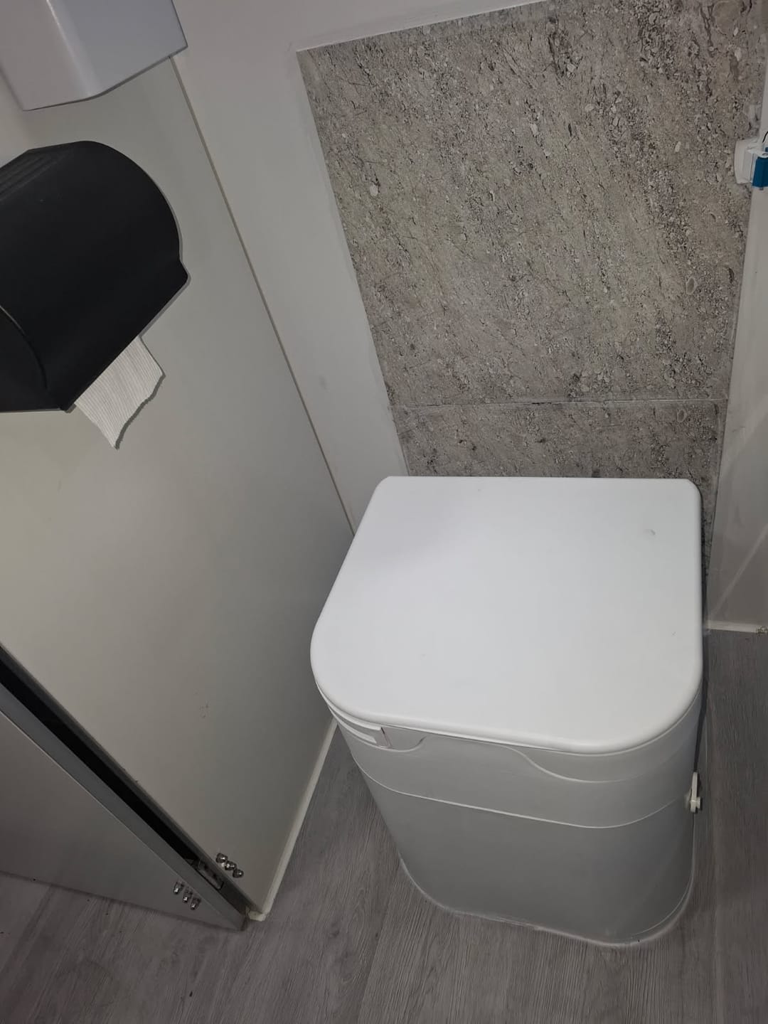 Customer photo review of OGO Origin Sleek Composting Toilet