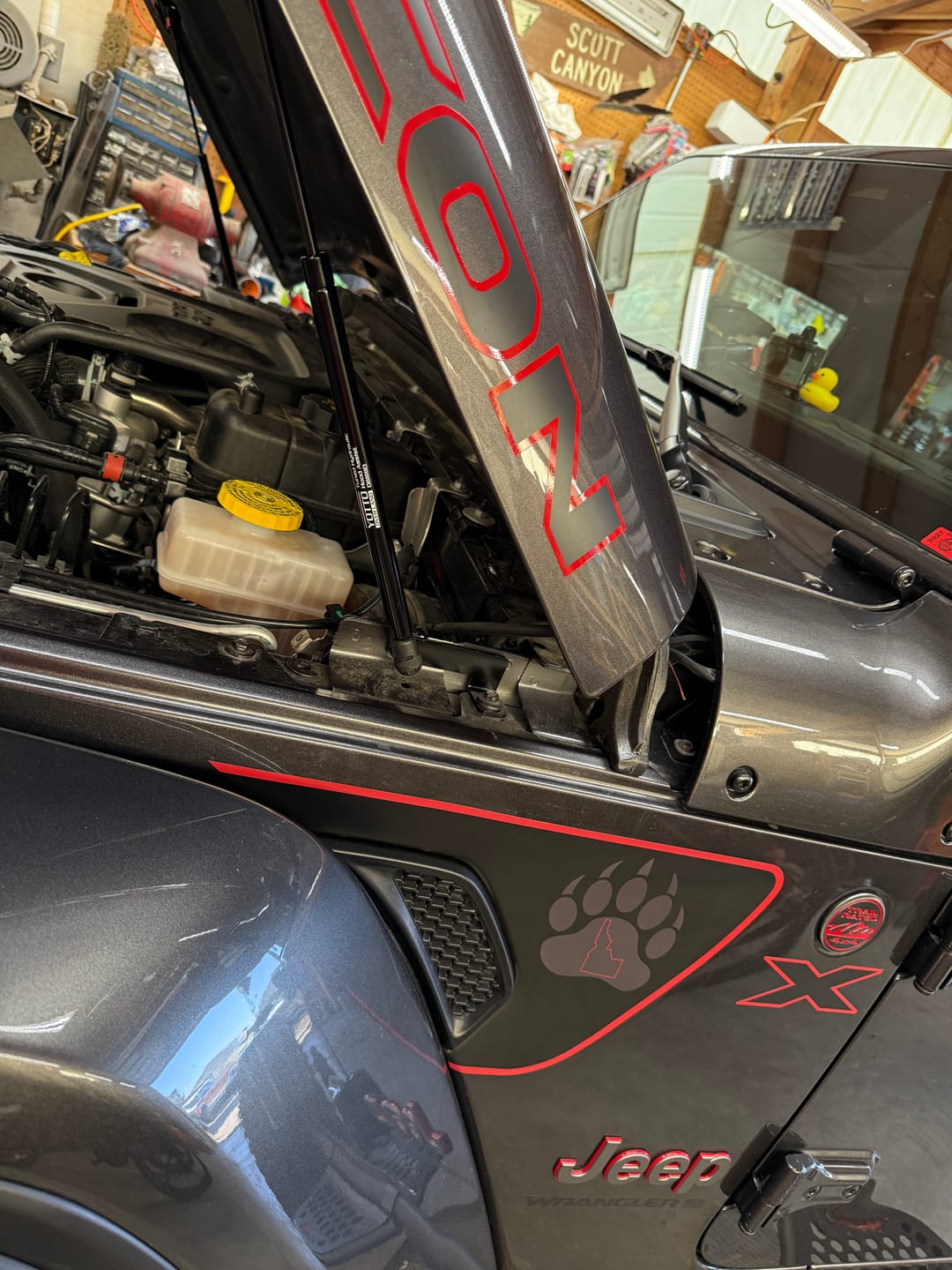 Customer photo review of Beefy Hydraulic Hood QuickLift for JL & JT