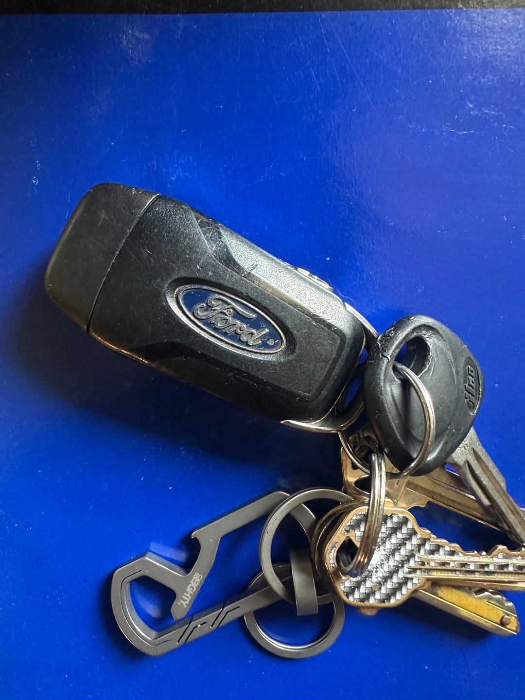Customer photo review of 80Eighty® Titanium Keychain Clip