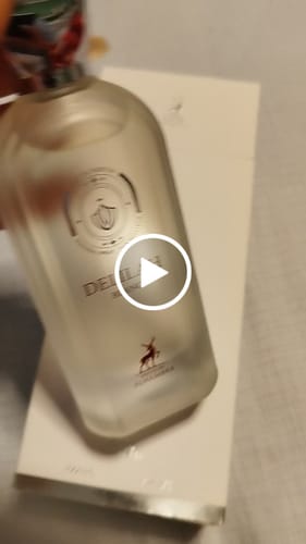 Customer video review of PERFUME DELILAH BLANC MAISON ALHAMBRA - 100ML