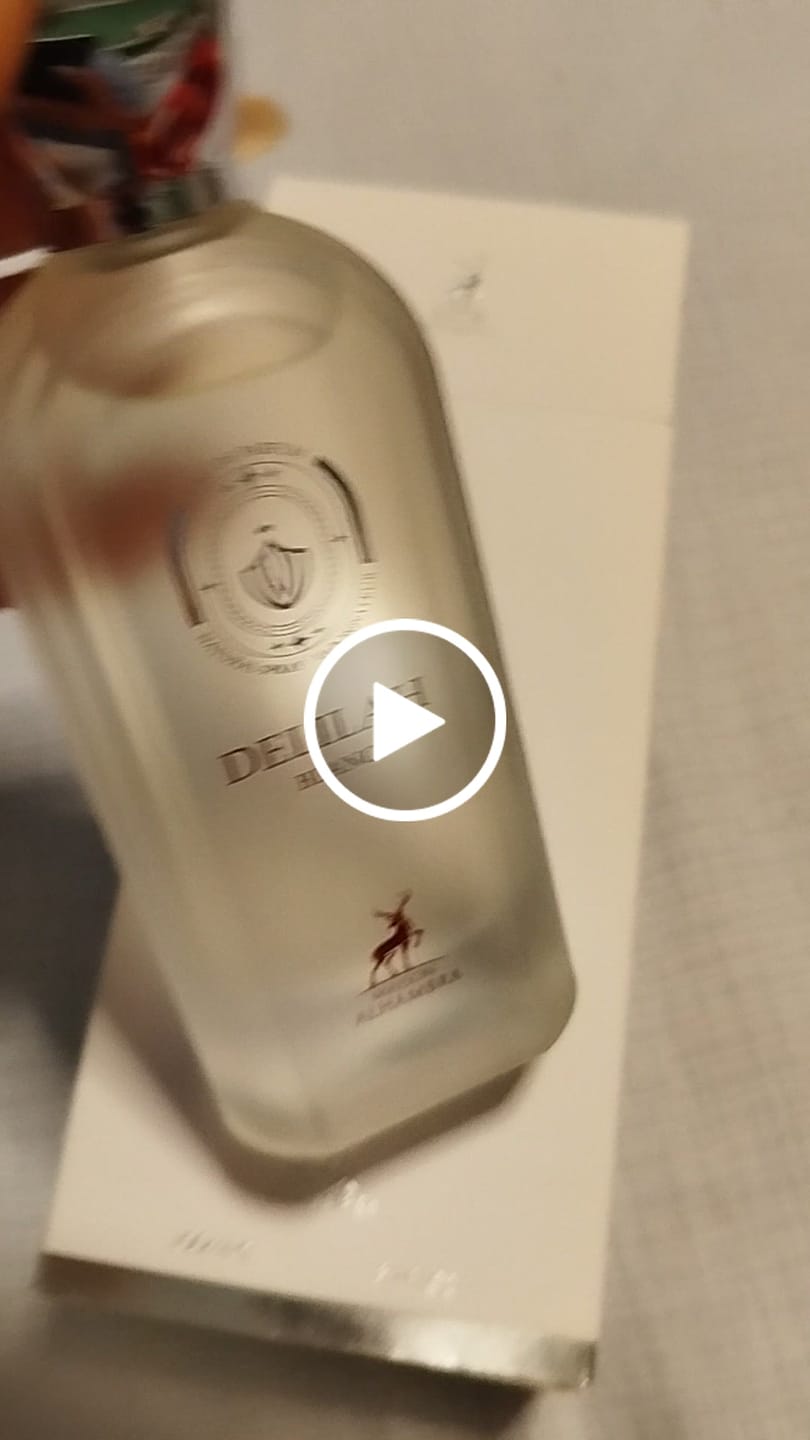 Customer video review of PERFUME DELILAH BLANC MAISON ALHAMBRA - 100ML