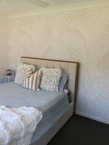 Customer photo review of Palm Escape Cream & Beige Wallpaper