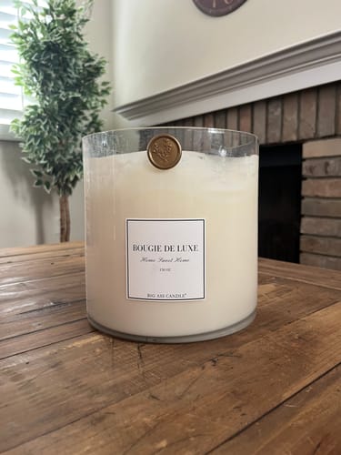 Customer photo review of Baby Big Ass Candle (150 oz, 300-500 hours)