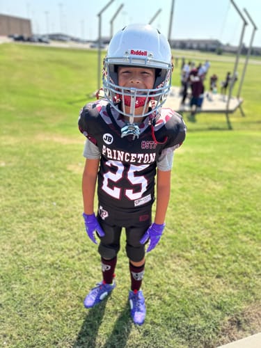 Customer photo review of Classic 'The Joker' Football Gloves - VPS5 by Phenom Elite