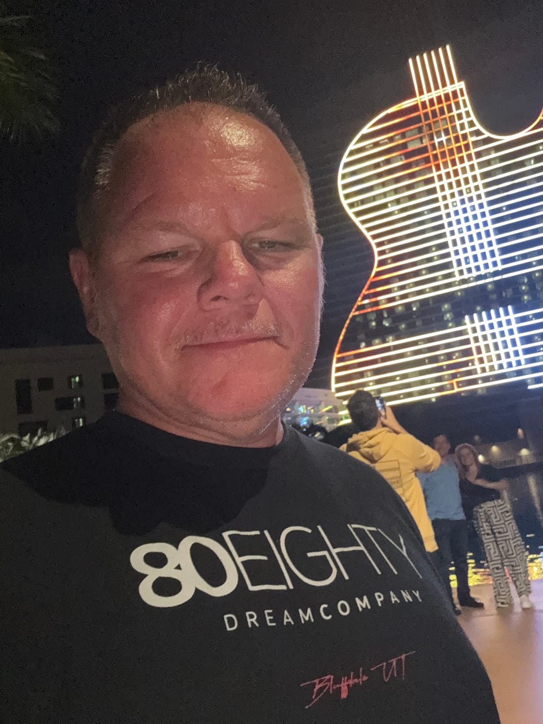 Customer photo review of 80Eighty® Tech Shirt