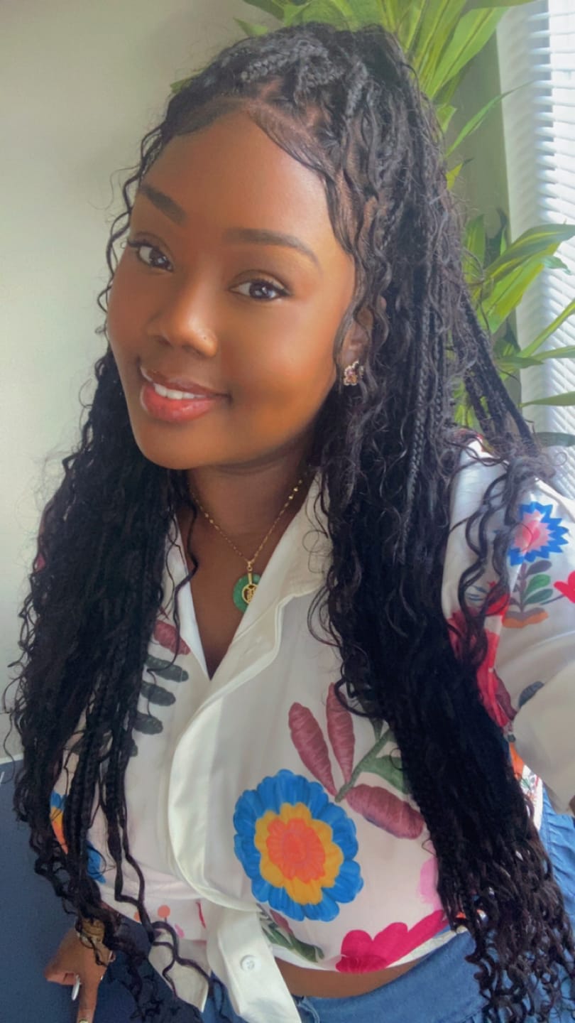 Customer photo review of Swiss HD Full Lace Human Hair Boho Curls 36" Knotless Boho Box Braided Wig