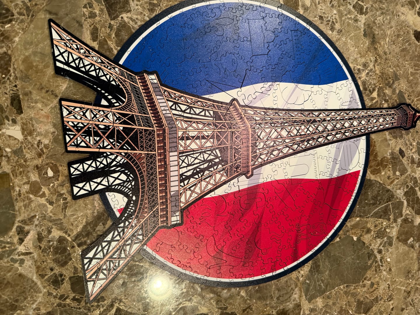 Customer photo review of Tour Eiffel - Wooden Puzzle