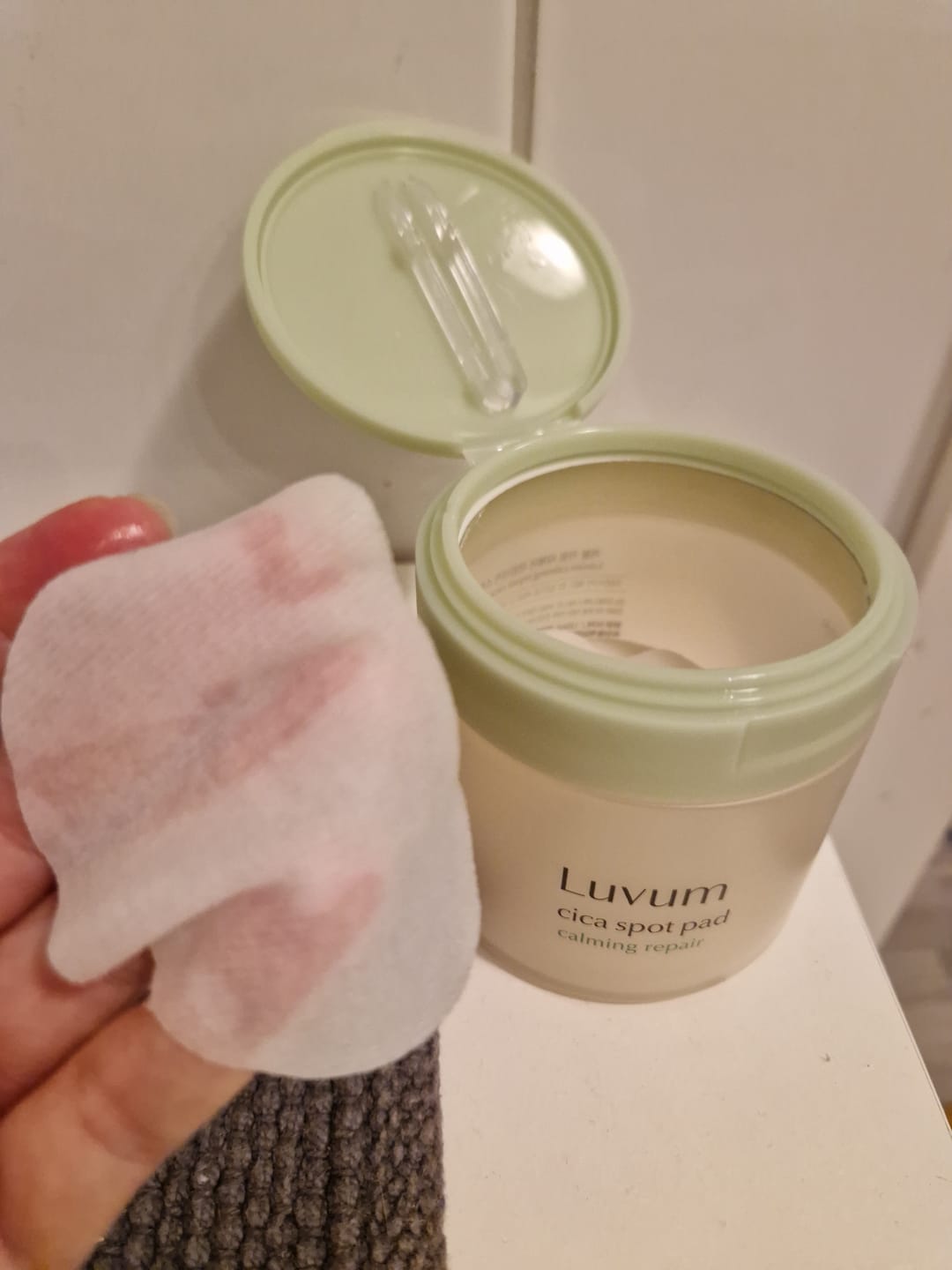 Customer photo review of Luvum Cica Spot Pad (60stk) - Tonerpads for sensitiv og irritert hud