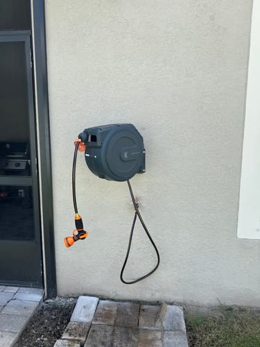 Customer photo review of Retractable Garden Hose Reel-1/2in-78ft