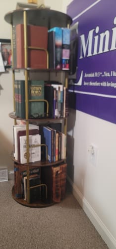 Customer photo review of Flycity 3-5 Tier Rotating Bookshelf With 360° Spinning Display