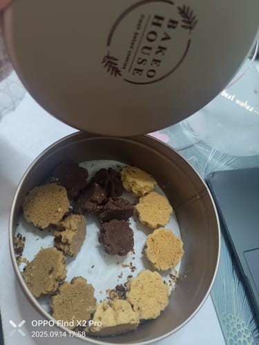 Customer photo review of Signature Mix Butter Cookies