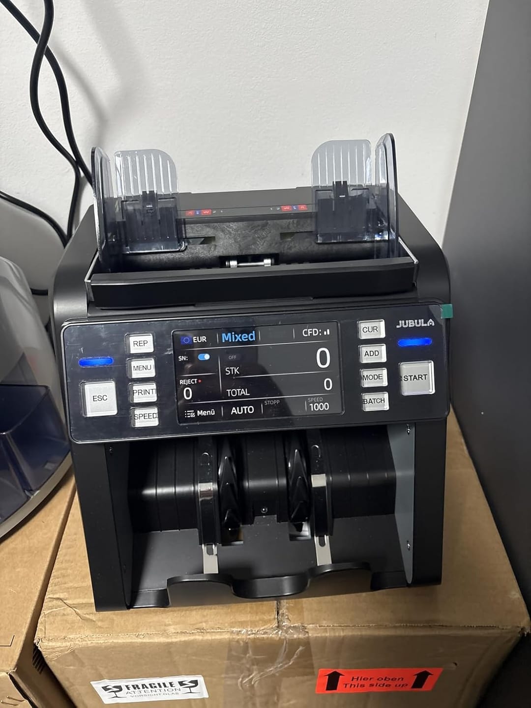 Customer photo review of Jubula MV-550 Banknote Value Counter