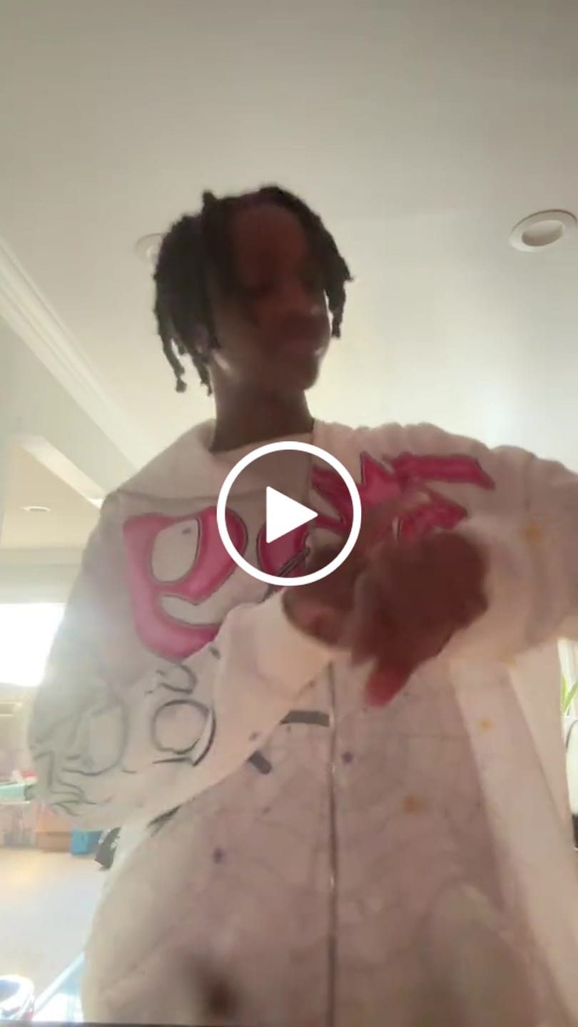 Customer video review of Spider Full Zip Hoodie & Flare Sweatpants Full Set