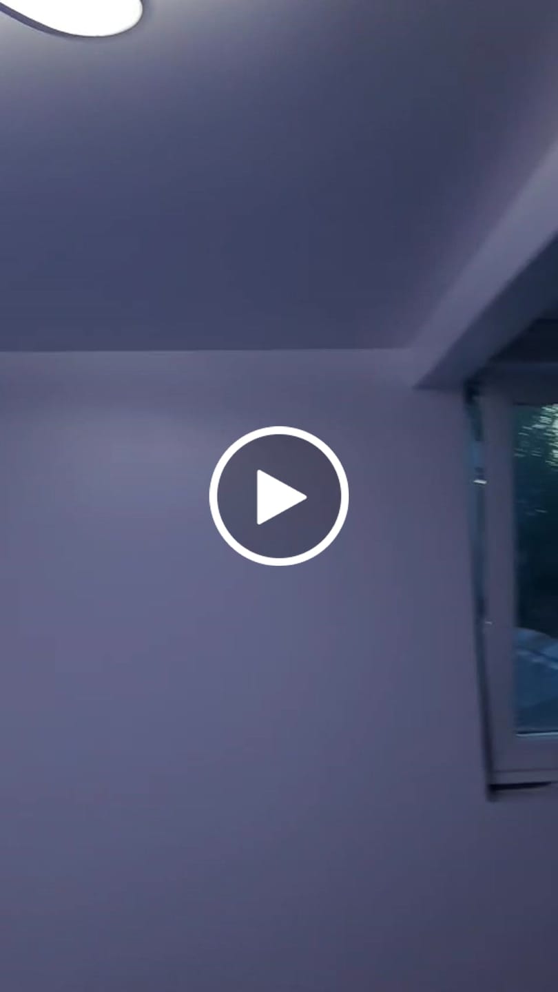 Customer video review of Lustra LED BUTTERFLY RGB Echivalent 800W Telecomanda