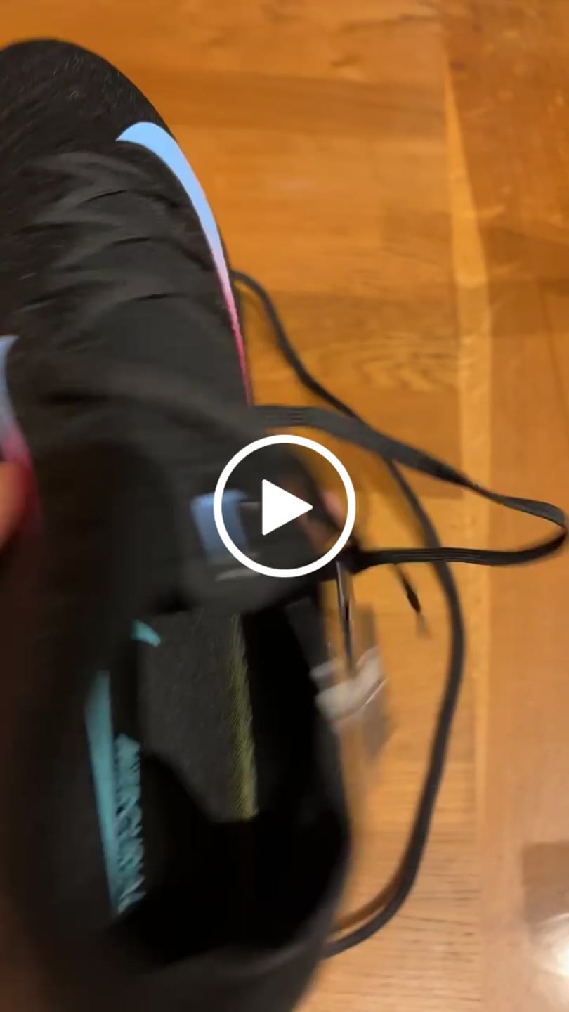 Customer video review of Vapor 16 Nike by You FG - Noir/Bleu/Rose