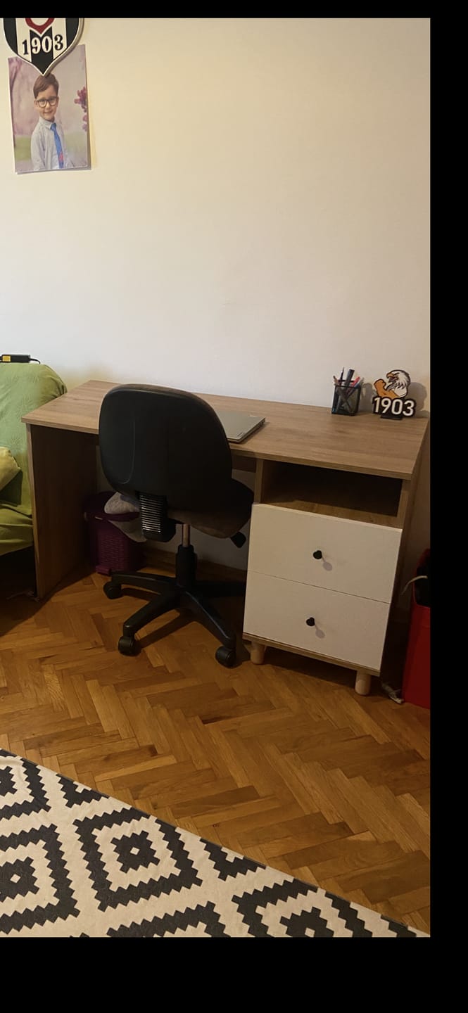 Customer photo review of Rani HA109 Çekmeceli Çalışma Ofis Bilgisayar Masası Sepet Ceviz - Beyaz