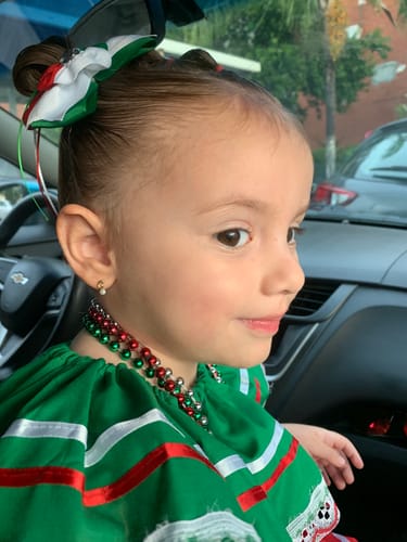 Customer photo review of 1- Broquel Oro 14k