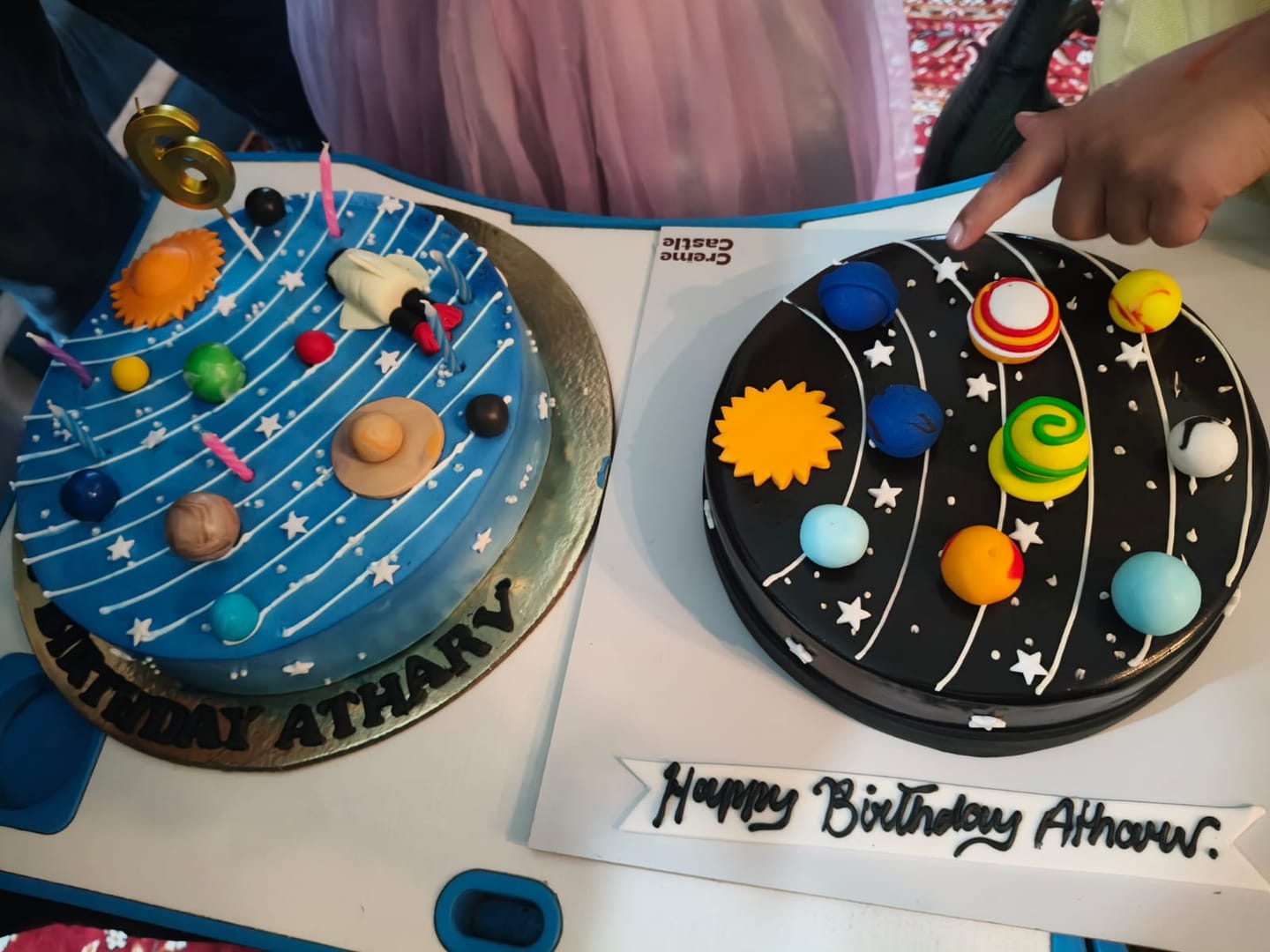 Customer photo review of Solar System Theme Cake