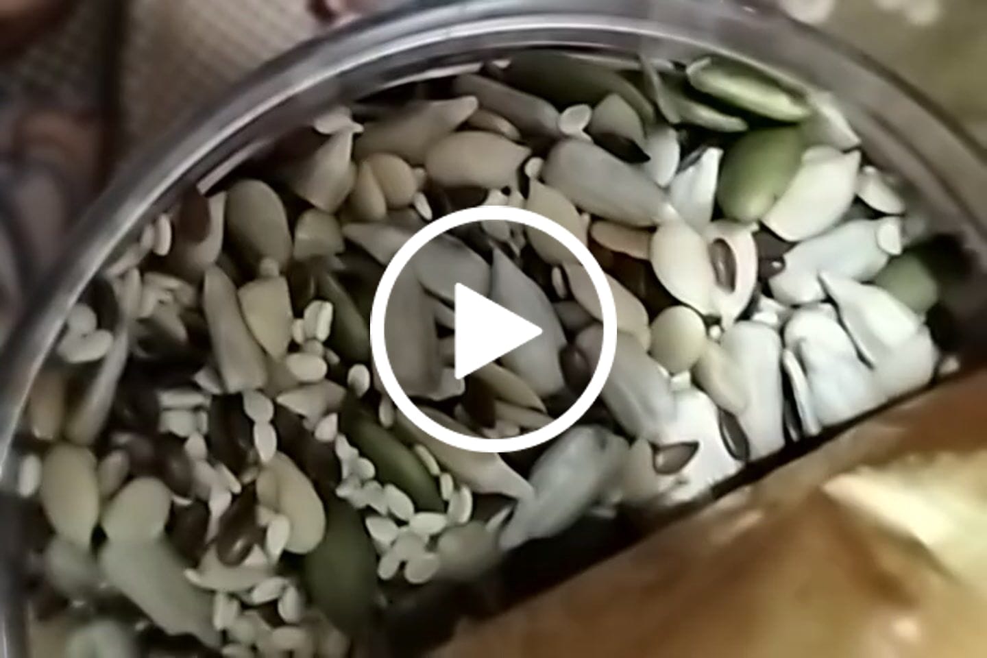 Customer video review of Mix Seeds – Rich in Antioxidants, Metabolism Booster & Good Source of Omega-3