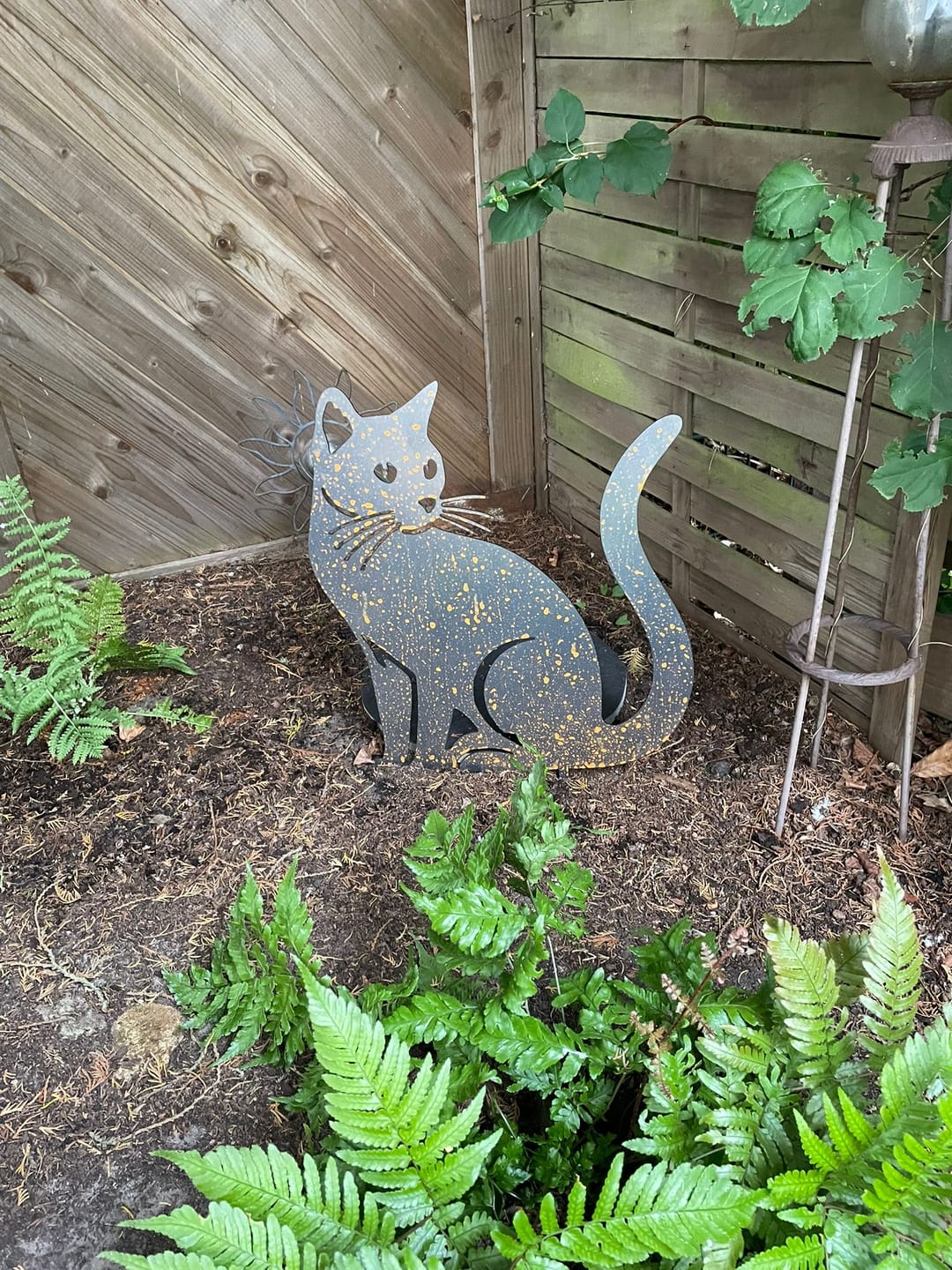 Customer photo review of Gartenstecker Katze sitzend