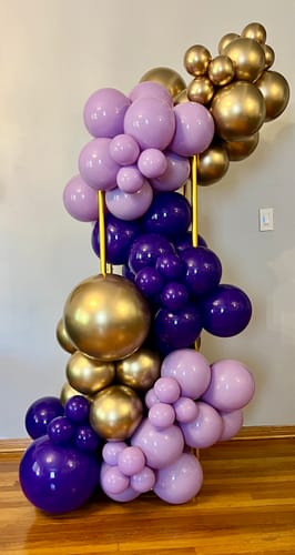 Customer photo review of Metal Vase Column Stand Balloon Stand for Birthday Party Decor