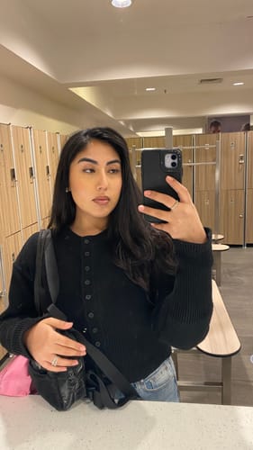 Customer photo review of SWEATER BLAIR GRIS