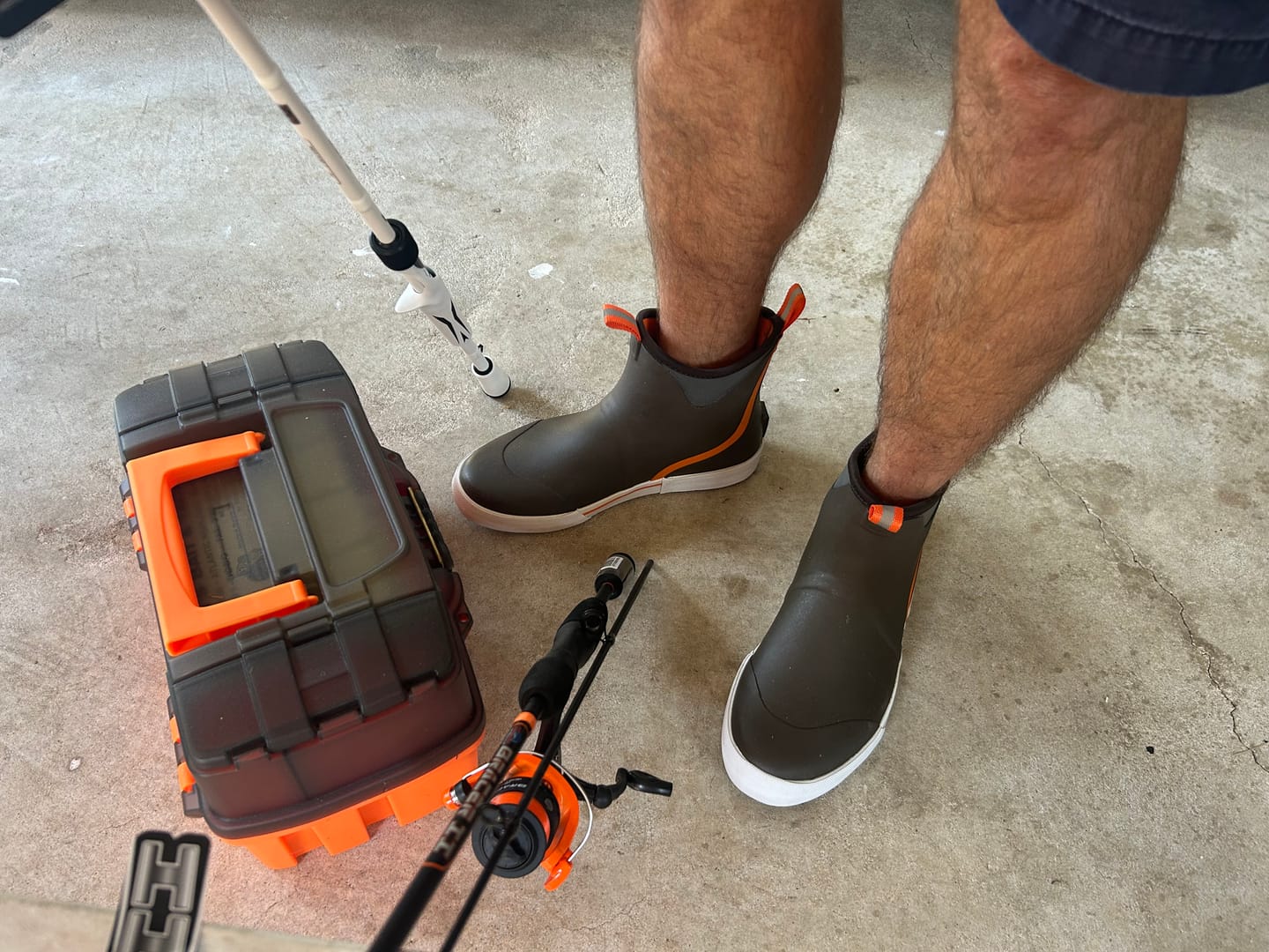 Customer photo review of Men's 6 inch Waterproof Deck Boots