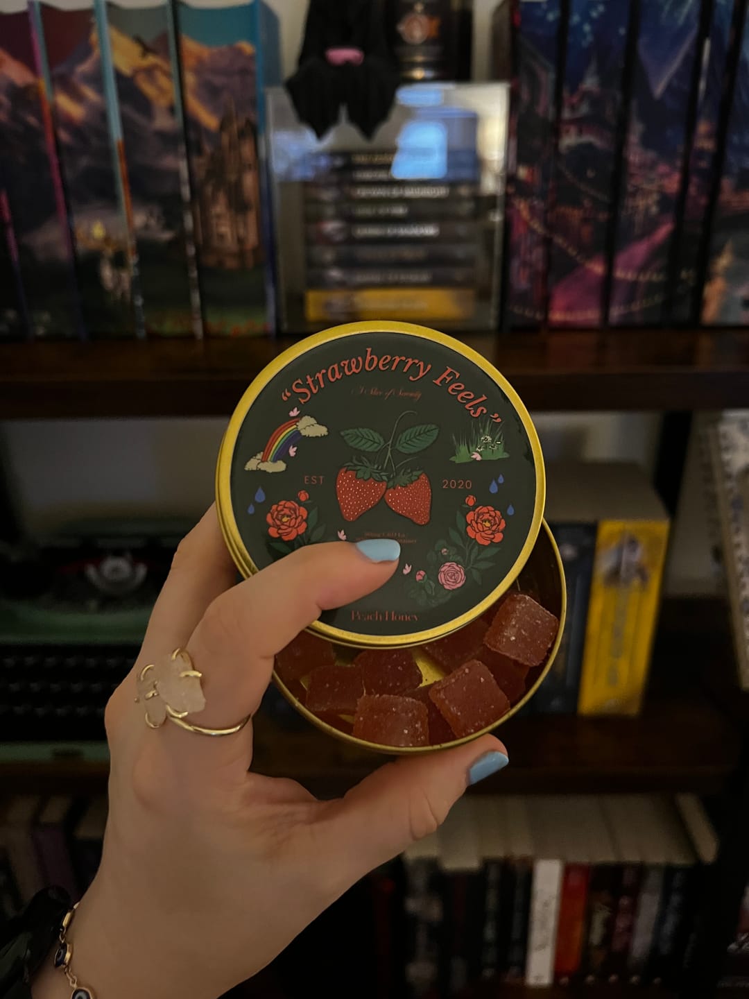 Customer photo review of "Strawberry Feels" CBD Gummies