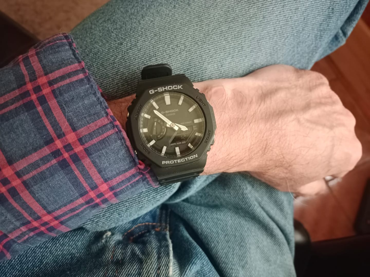 Customer photo review of Reloj Casio G-Shock Royal Oak "Casioak" GA-2100-1AJF Carbon Core Negro JDM