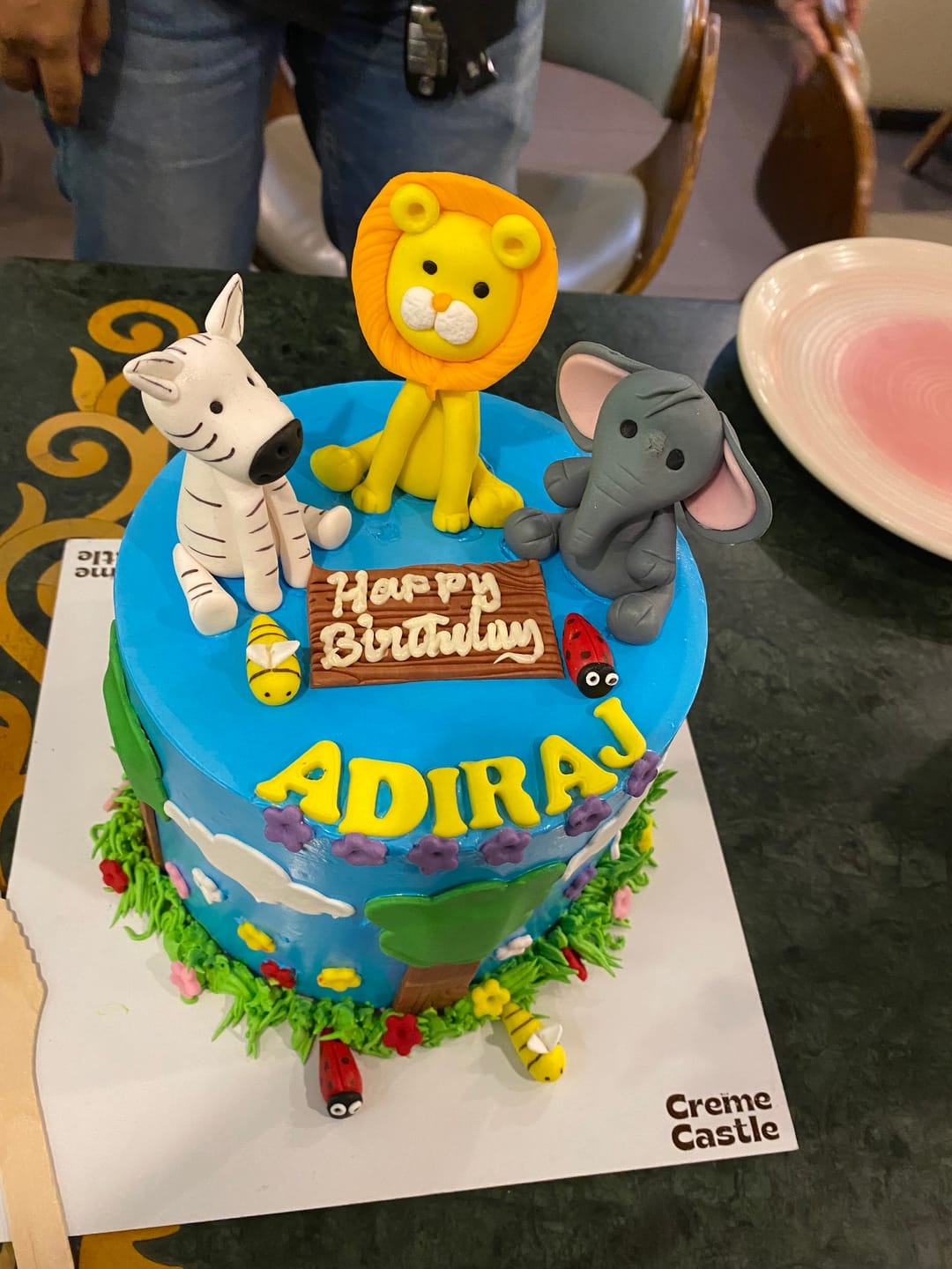 Customer photo review of Jungle Theme Cake for Kids