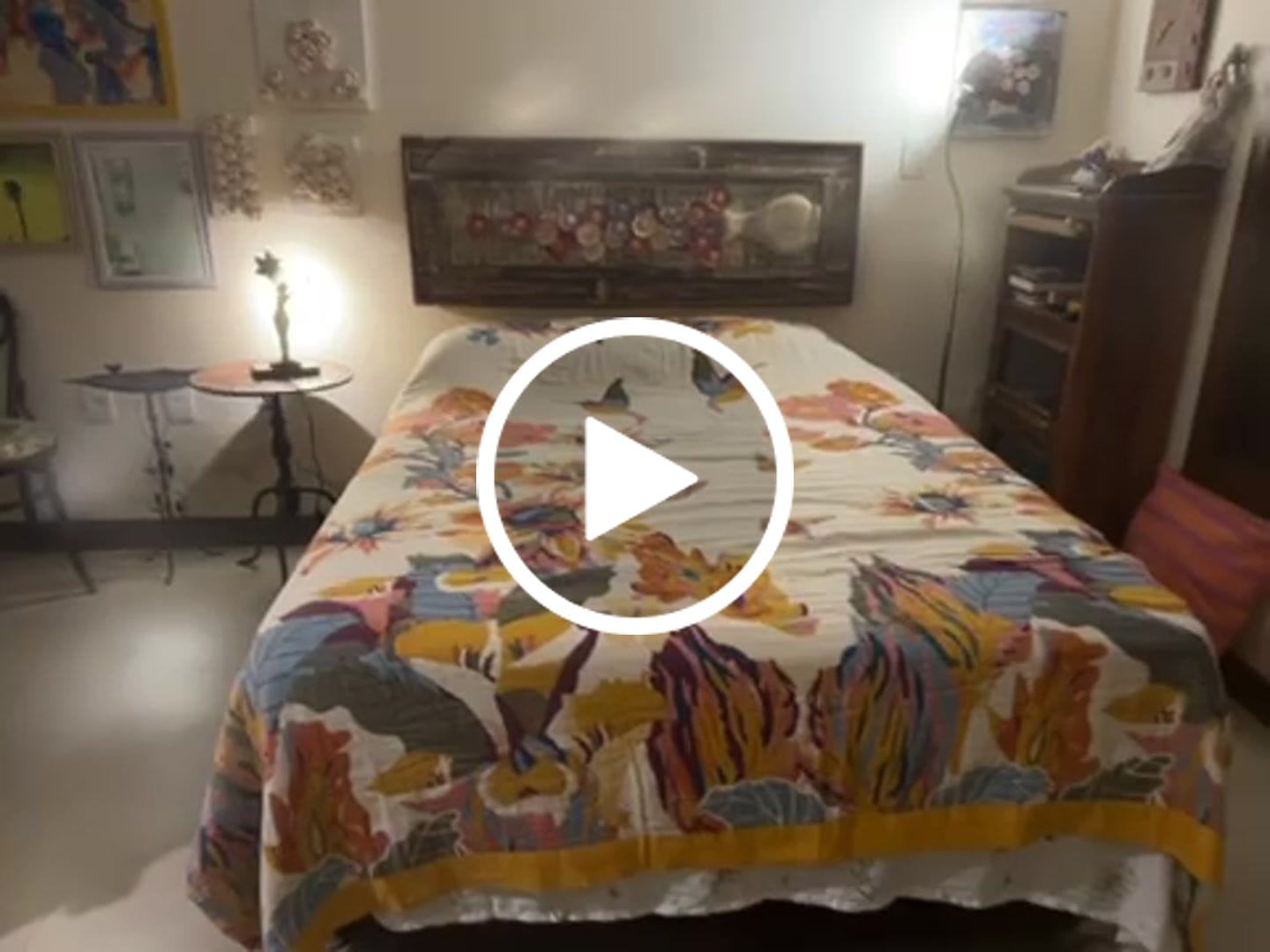 Customer video review of Multi-layer Cotton Flower Jacquard Bedcover Sofa Blanket