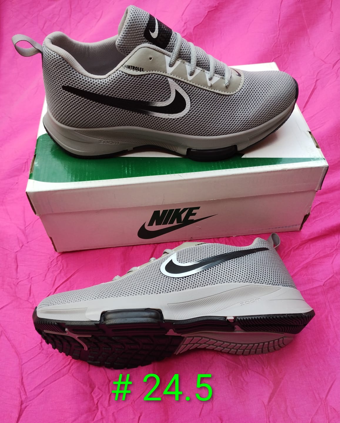 Customer photo review of Tenis 025 Plata Blanco Negro