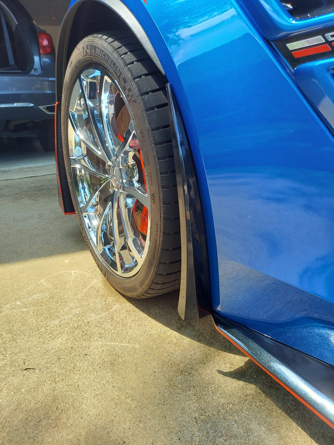 Customer photo review of Chevrolet Corvette C7 Extended Front Splash Guards