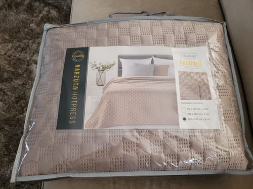 Customer photo review of Beddensprei MEID Beige 220 x 240 cm