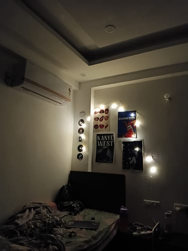 Customer photo review of MUSIC CD DECOR SET - RAP