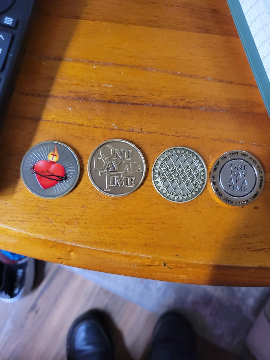 Customer photo review of Words Have Power Specialty AA/NA Recovery Medallion - Bronze