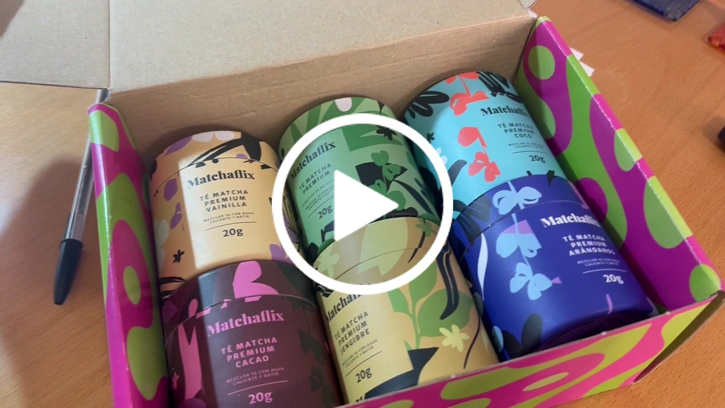 Customer video review of Libreta Oficial Matchaflix