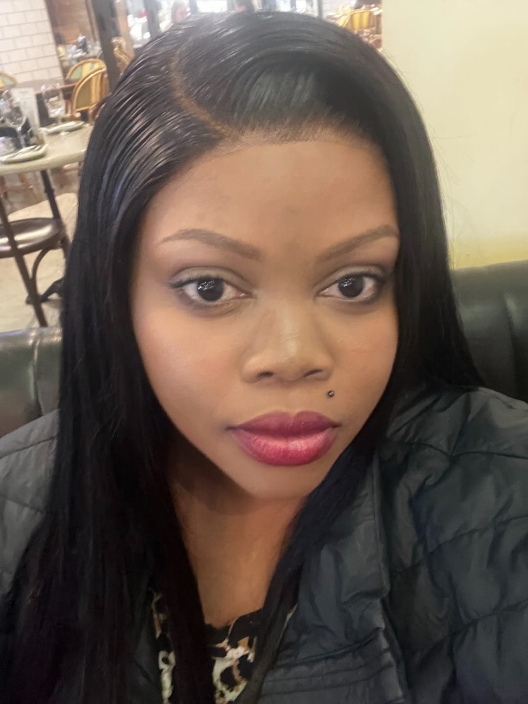 Customer photo review of Wear And Go Pre -Bleached Double Drawn Straight 16 - 30 Inch Wigs