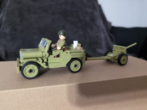 Customer photo review of Willys Jeep | 143 PCS