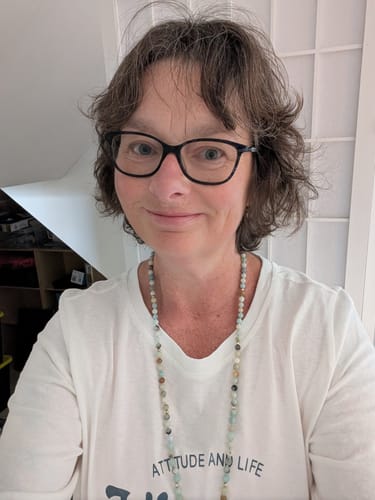 Customer photo review of Vintage Long Sleeve Print Tee - White/Denim